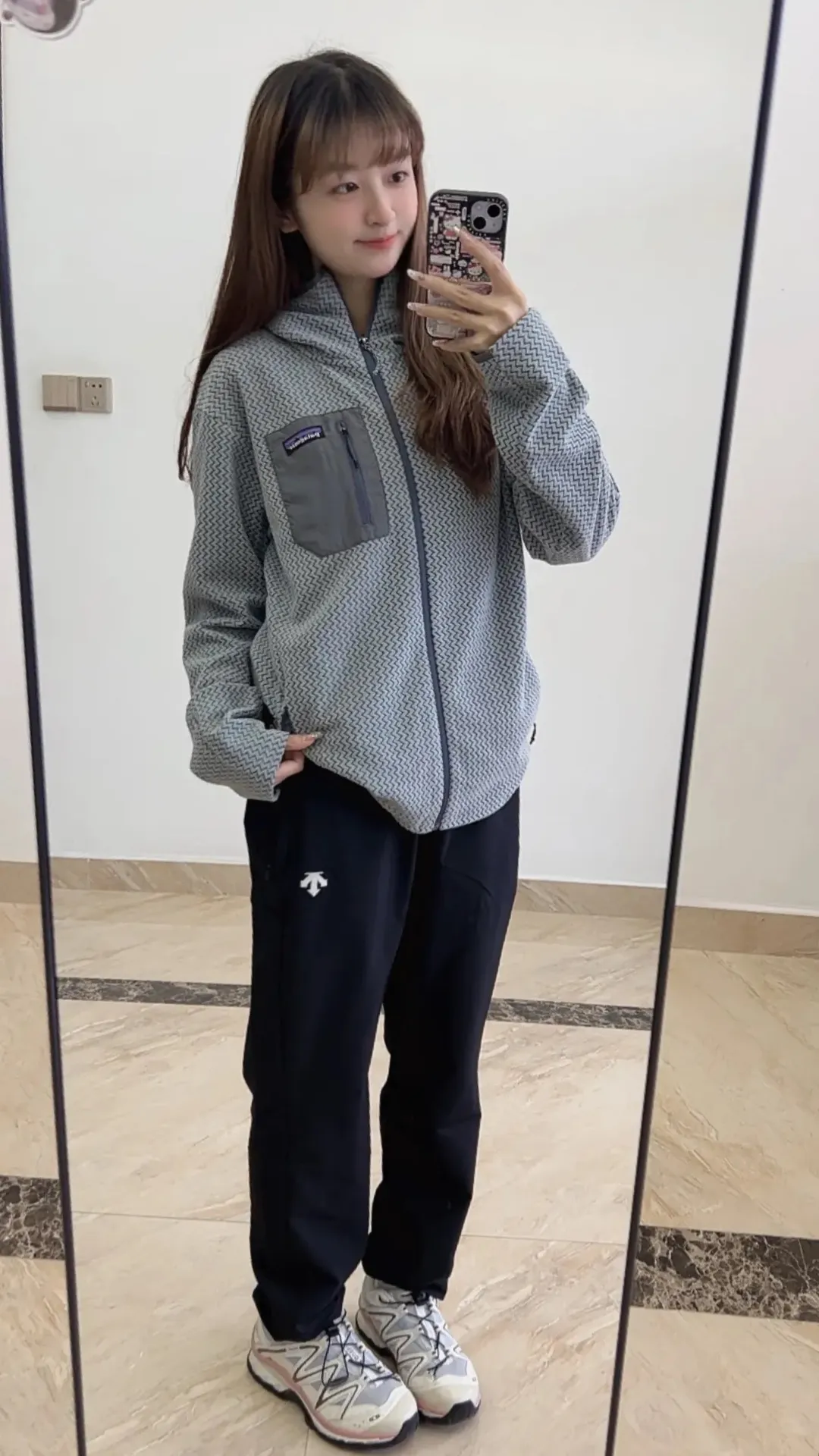 5507 P124 PATAGONIA REI ， ， 。PATAGONIA ， 。 ：Dark Gray Coffee Brown Black Royal Blue Purple Khaki White Yellow Blue Red Green 11 patagonia ： Breathable : ： Size ： S （ 112 69 64 46） M（ 116 71 65 48） L （ 120 73 66 50） XL（ 124 75 67 52） 170cm，80-130 S 170-175cm，130-150 M 175-180cm，150-170 L 180-185cm，170-190 XL